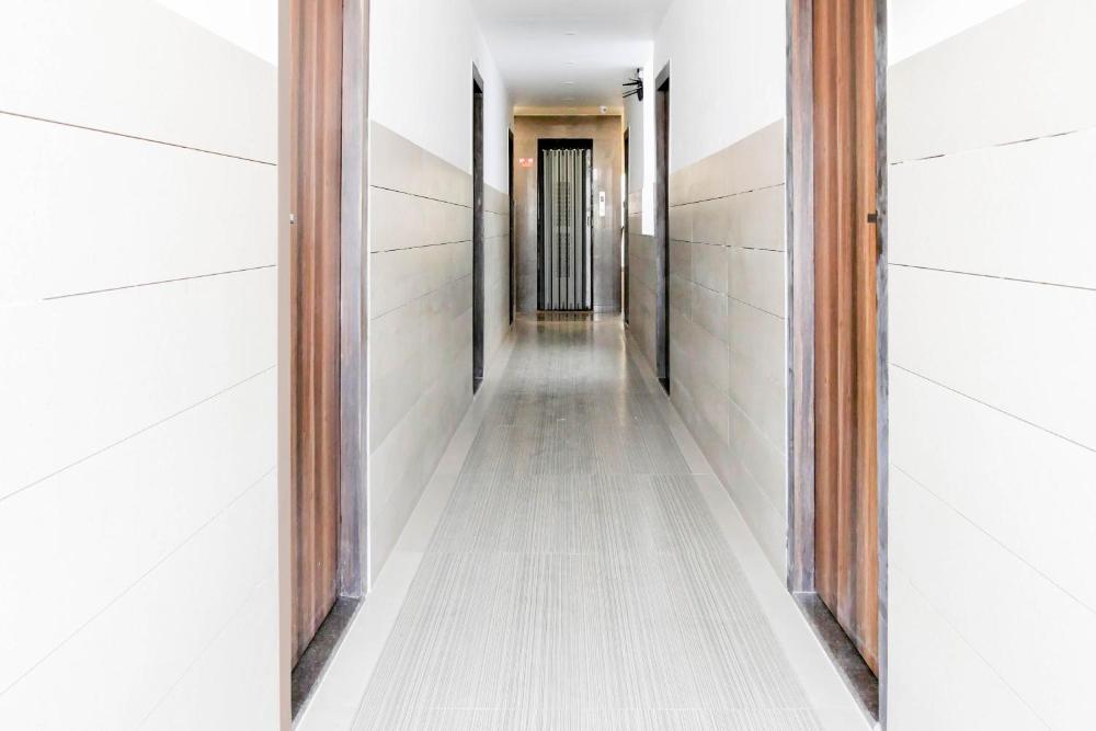 Super Collection O Hotel Day & Night