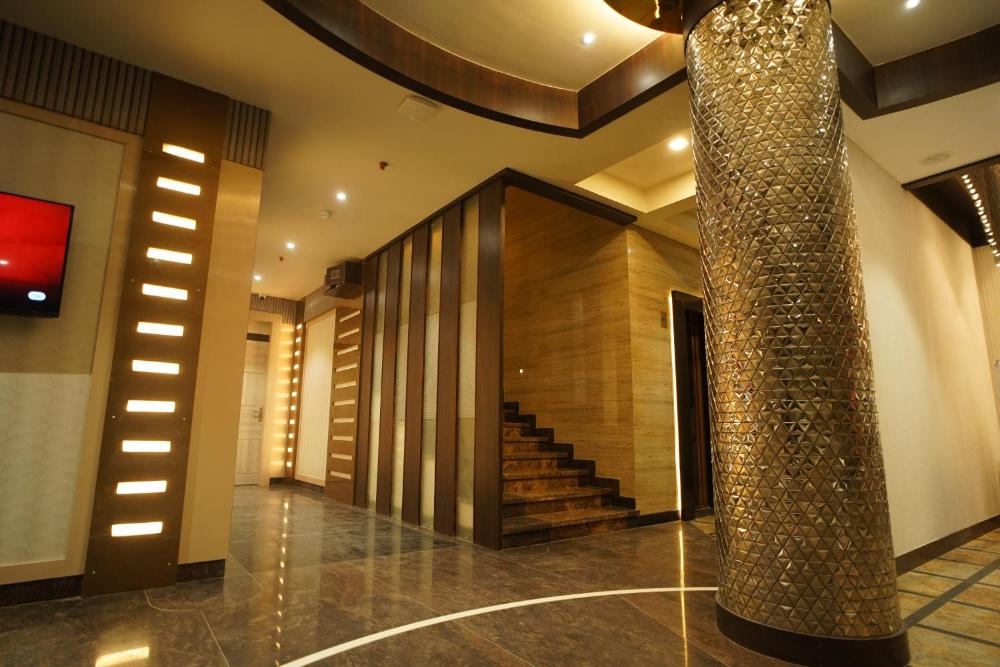 Hotel Square S