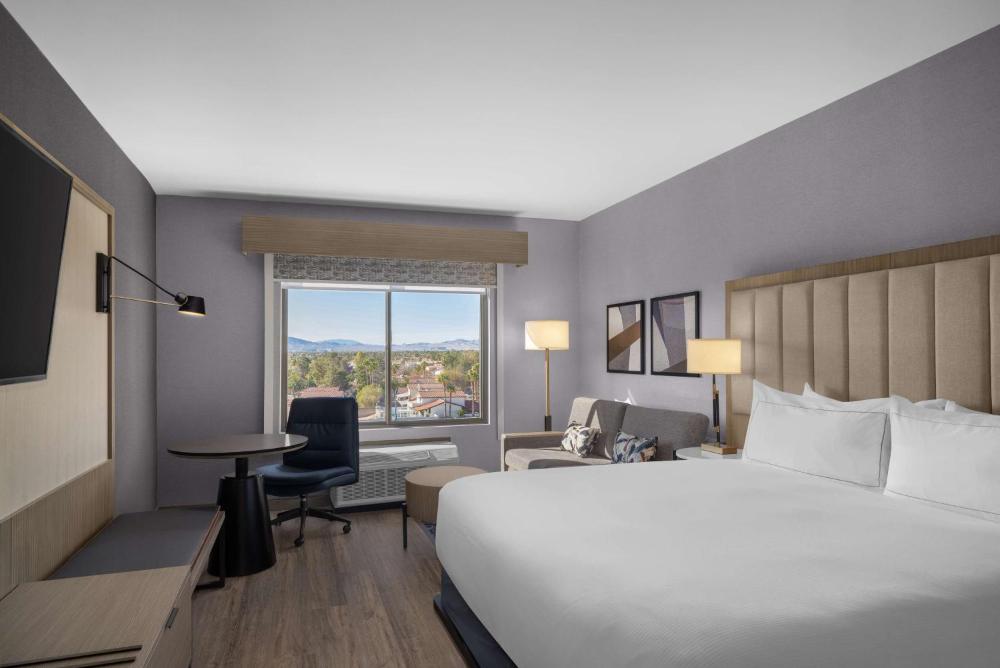 Room Image 2