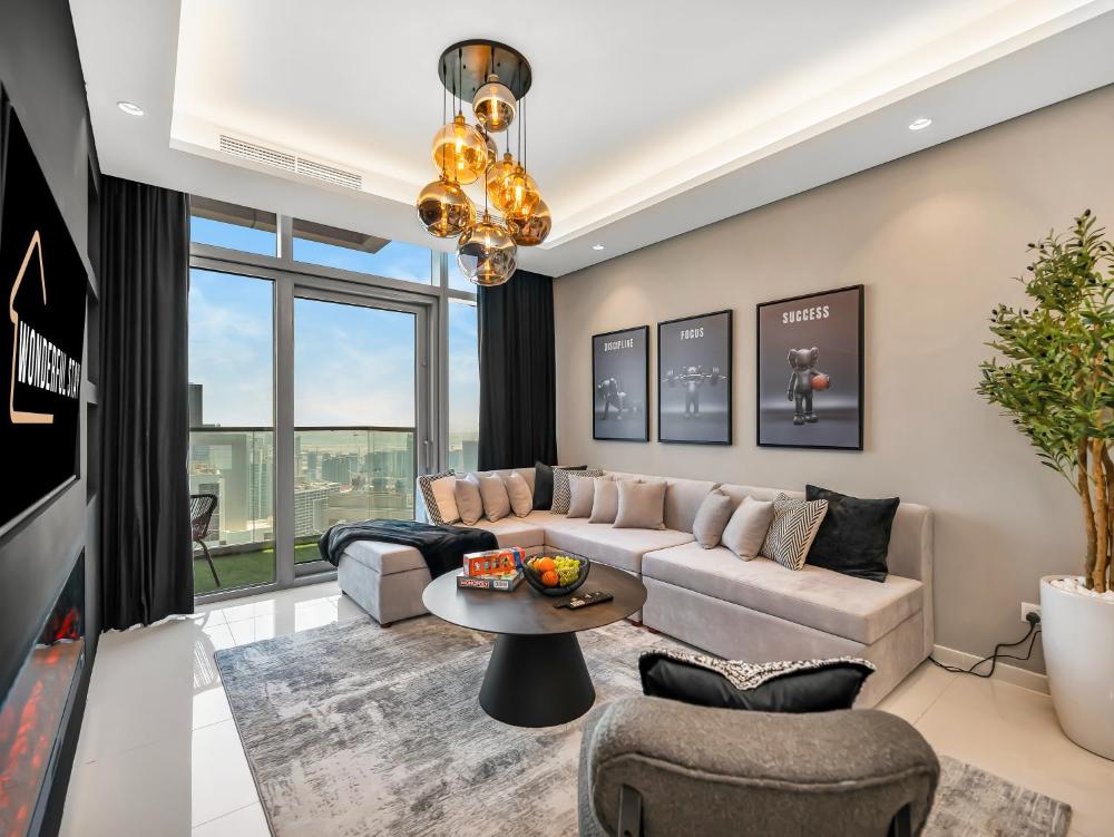 WonderfulStay at Paramount Residences - Highest Infinity Pool - Burj Khalifa View - Brand New Luxury