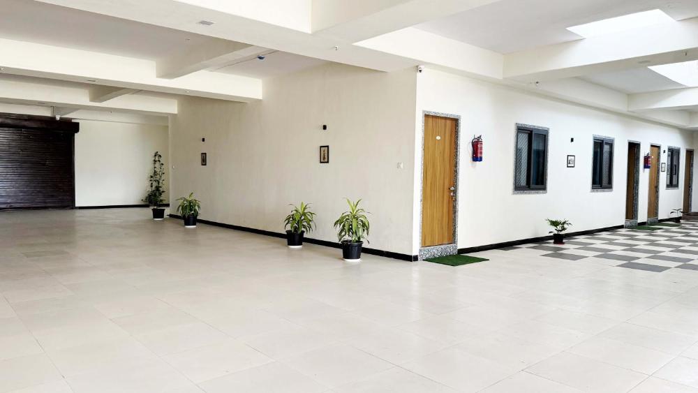 Hotel The Aadimata & Banquets