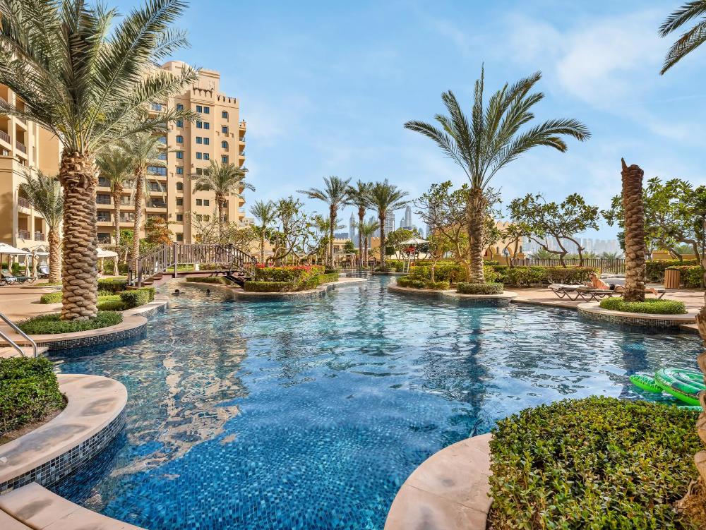 New Fairmont Residence with private beach on PalmJumeirah