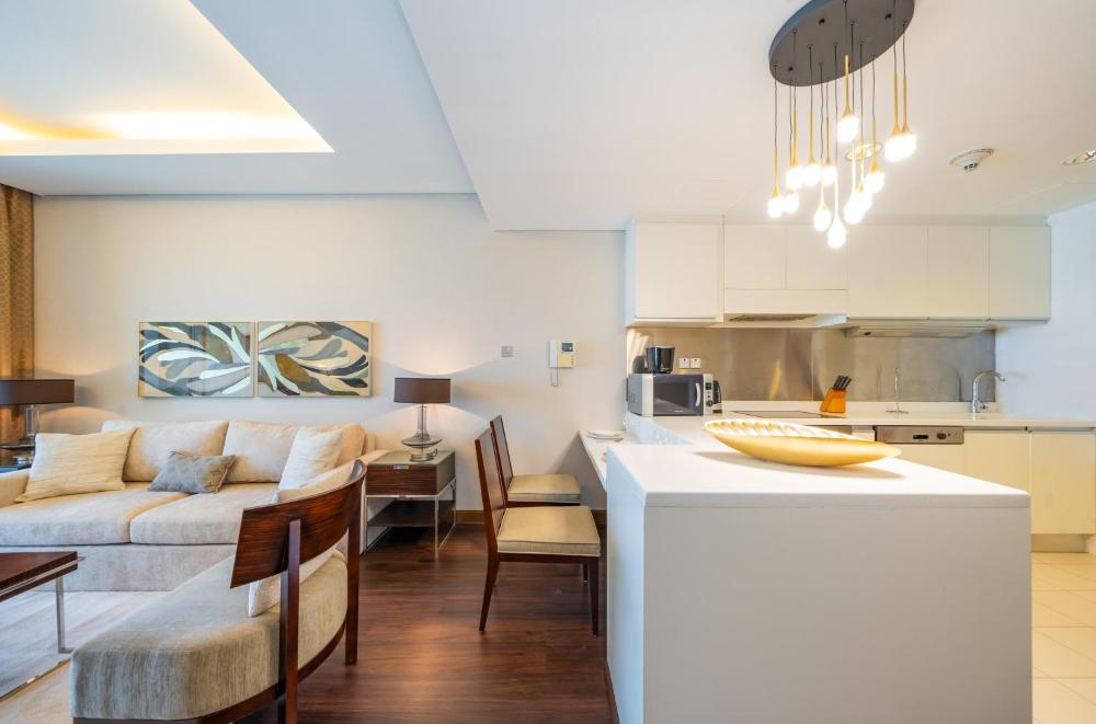 Emaar Fashion Avenue - Formerly Address Dubai Mall Four Apple Holiday Homes