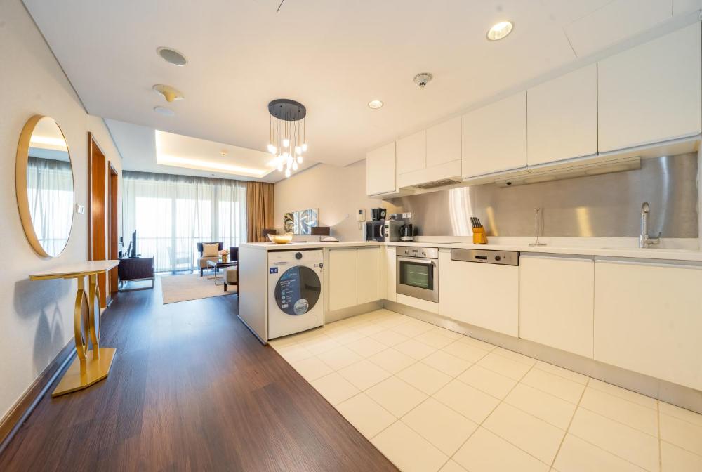 Emaar Fashion Avenue - Formerly Address Dubai Mall Four Apple Holiday Homes