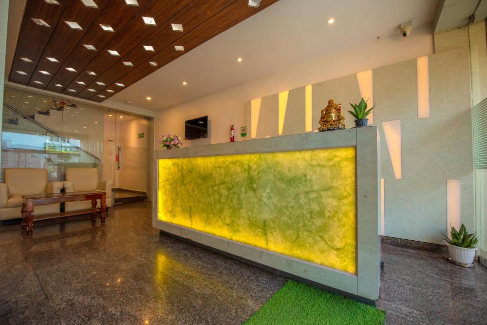 Hotel Horizon Hues Photo 2