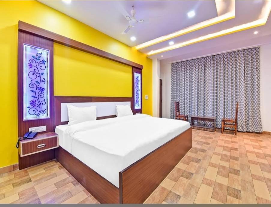FabHotel Panther