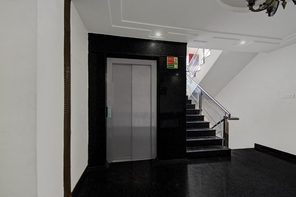 Townhouse OAK HOTEL Heritage Heights