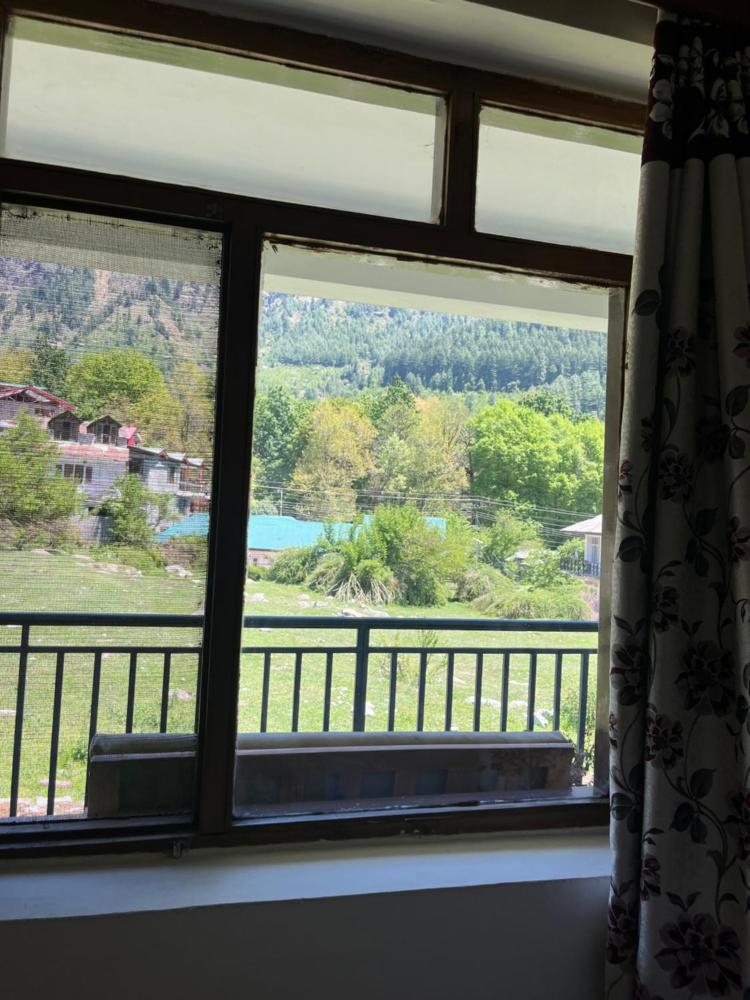 Tourist Hotel