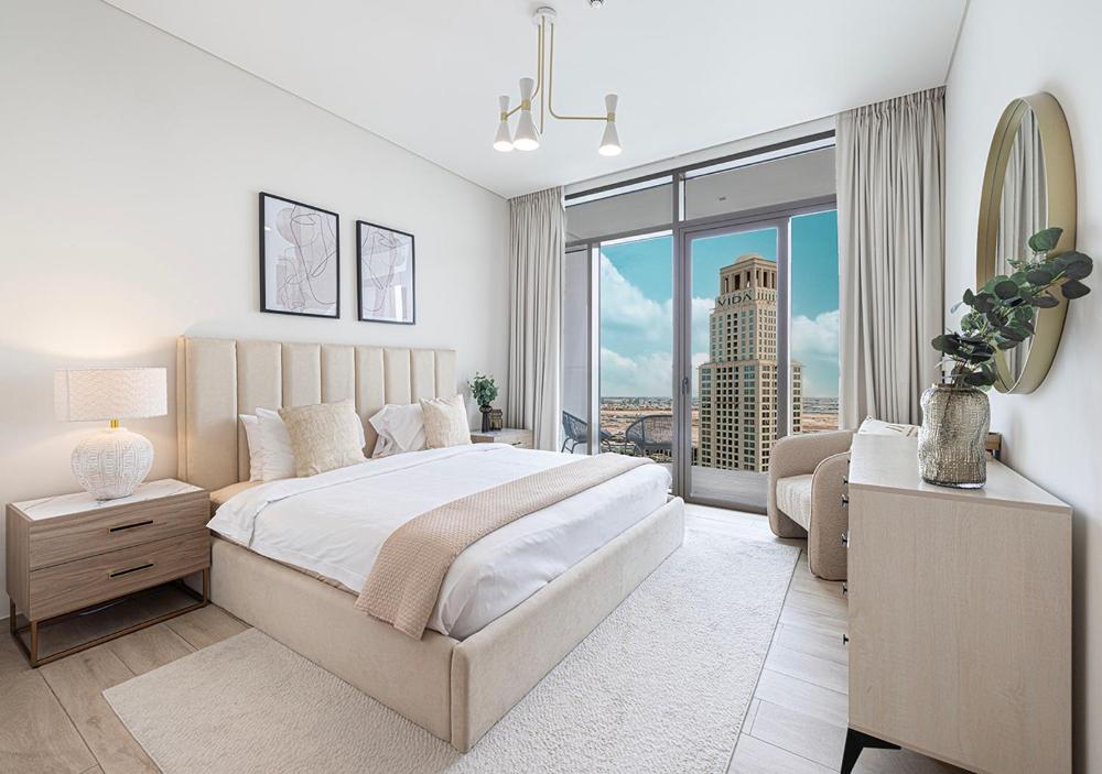 Lux 1BR Apartment with Amazing view in Palace Residences Creek Harbor