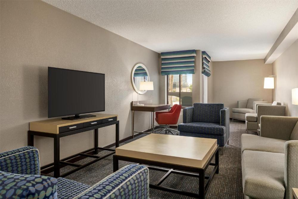 Room Image 4