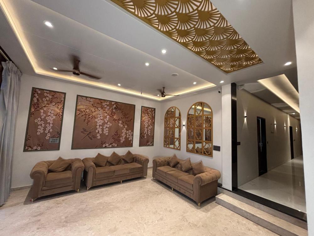 Hotel Heera Palace