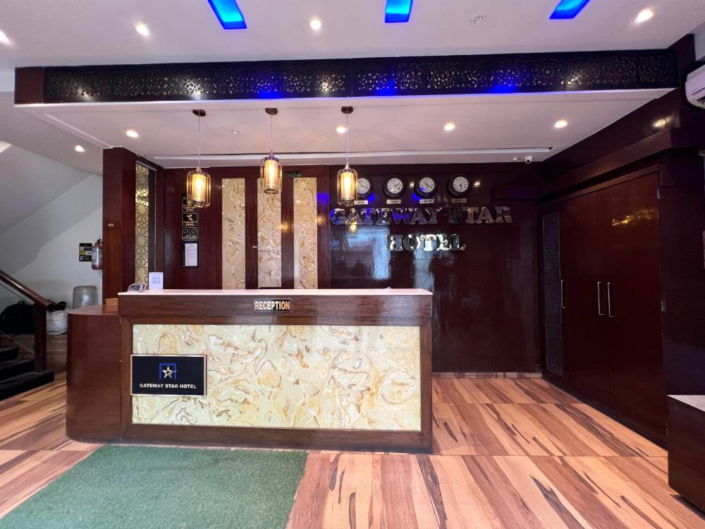 Gateway Star Hotel