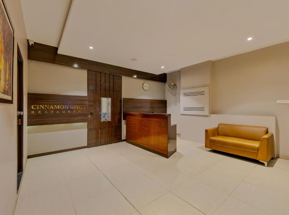 Hotel Black Pearl Sangli