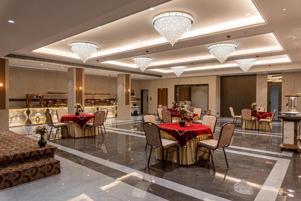 Hotel Raunak