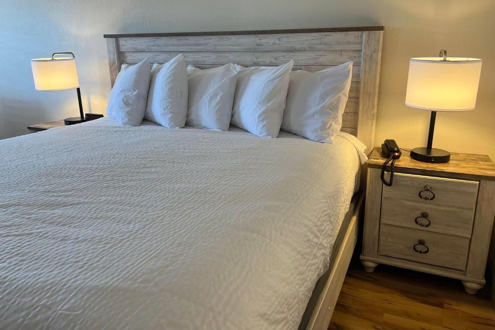 Room image 3