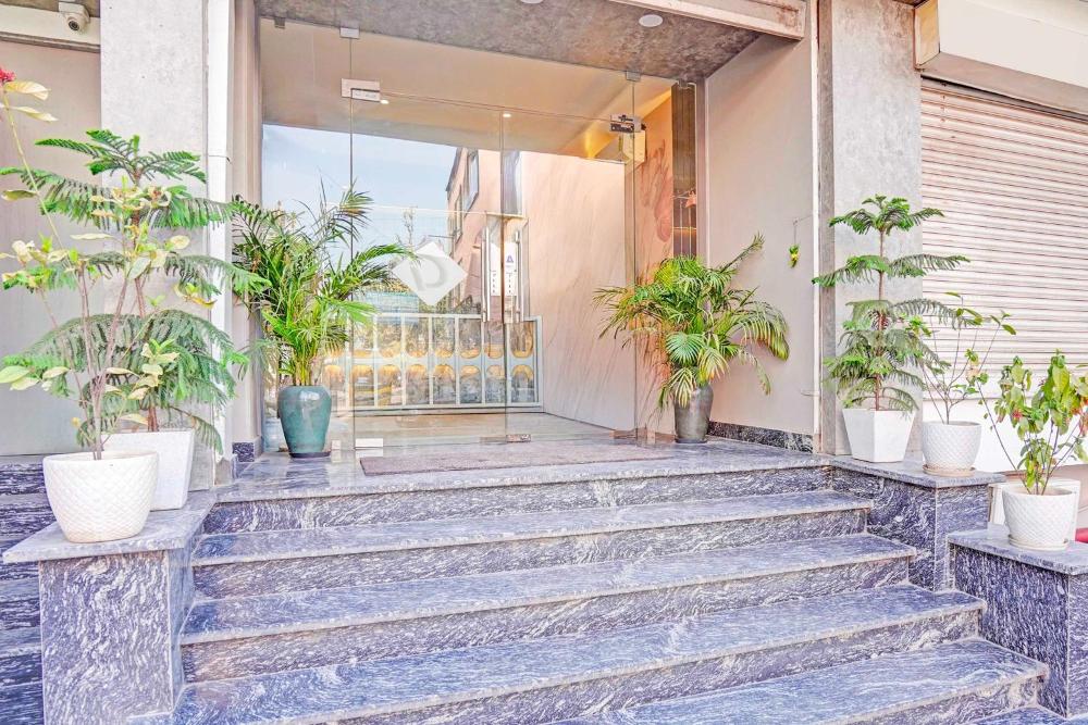 Townhouse Mansarovar Metro Station Jaipur
