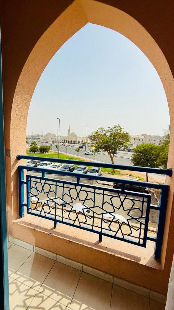 O07 Luxury Furnished Studio Apartment near bus stop Garden view Persia Cluster