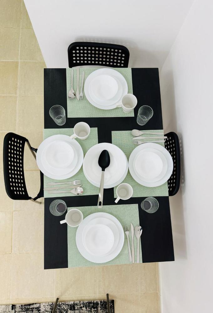O07 Luxury Furnished Studio Apartment near bus stop Garden view Persia Cluster