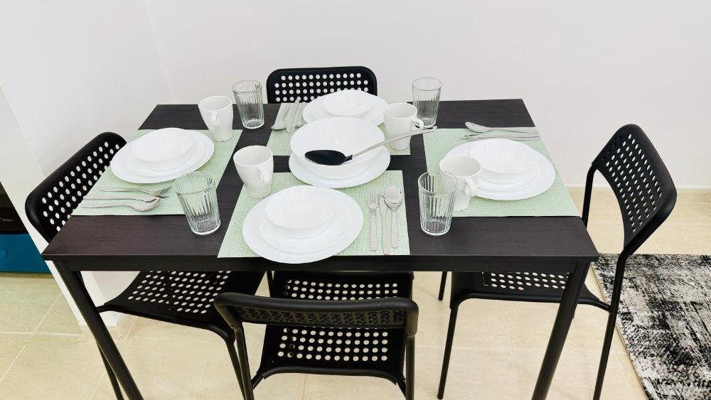 O07 Luxury Furnished Studio Apartment near bus stop Garden view Persia Cluster
