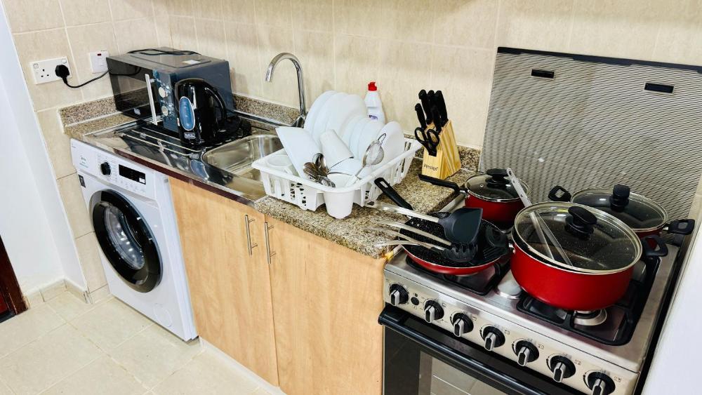 O07 Luxury Furnished Studio Apartment near bus stop Garden view Persia Cluster