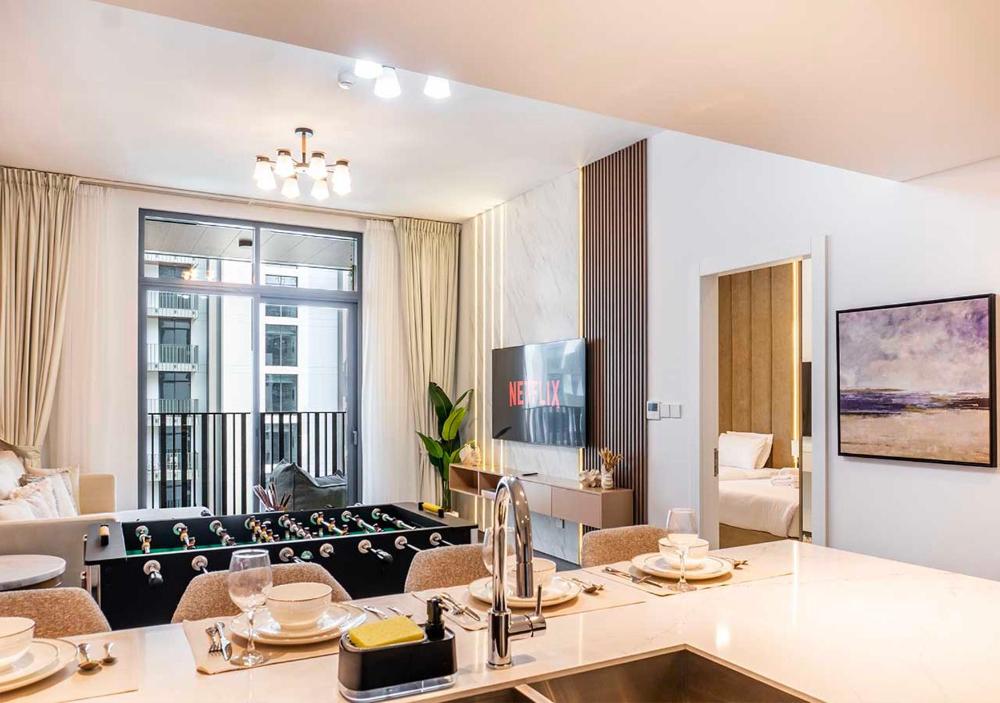 Royal Vista - Luxury 1BR Apartments at Kensington Waters