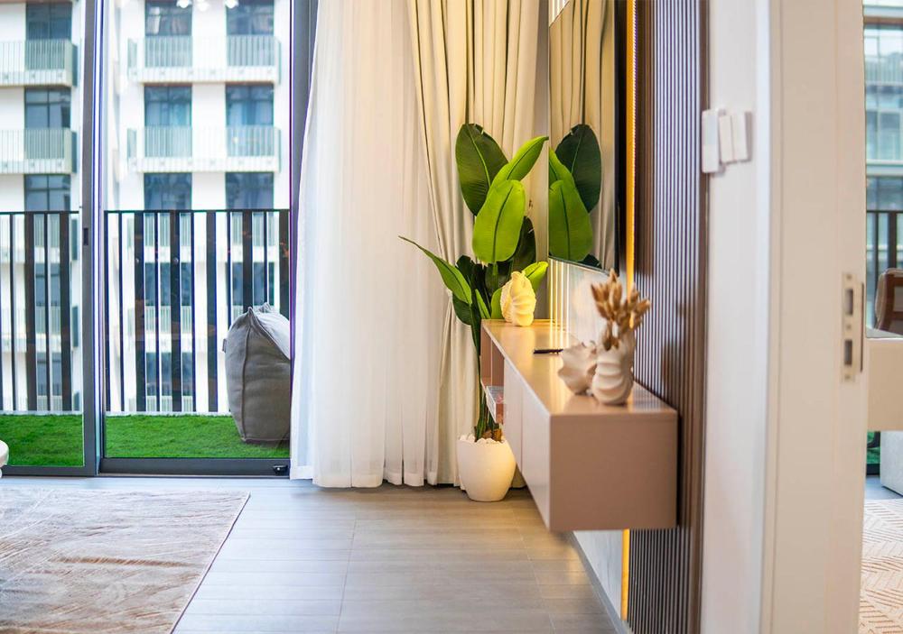 Royal Vista - Luxury 1BR Apartments at Kensington Waters