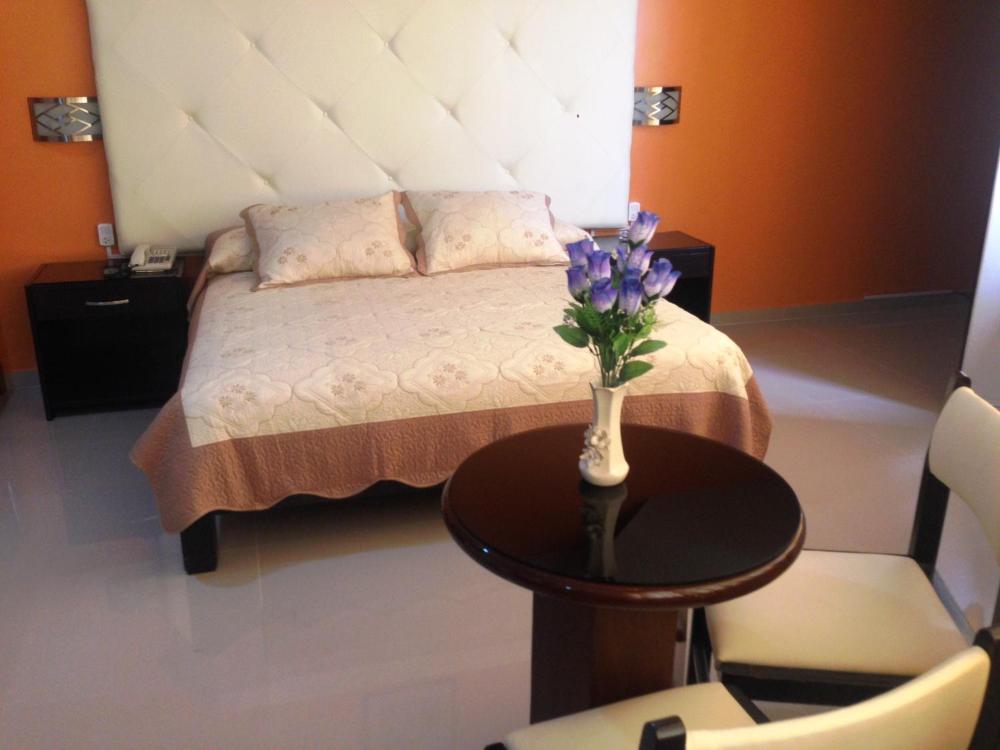 Room image 4
