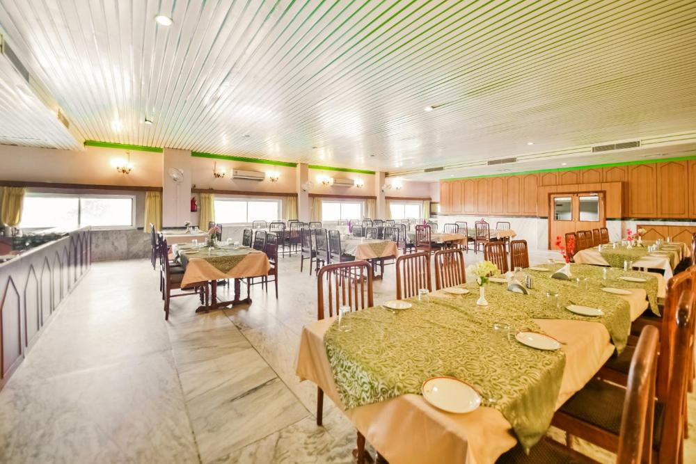 Hotel Menaal Residency