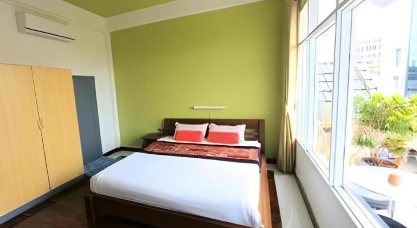 new ihouse hotel hostel