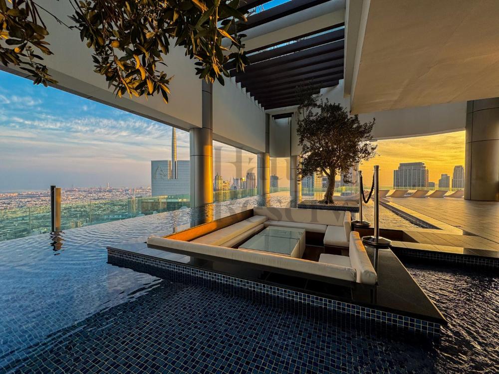 Paramount Midtown Hotel - Luxury Apartments & Infinity Pool with Burj Khalifa View