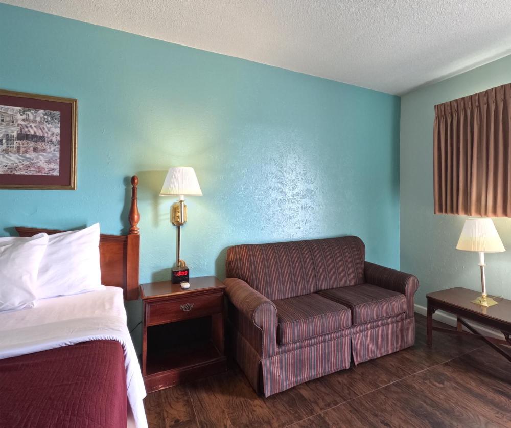Room image 3