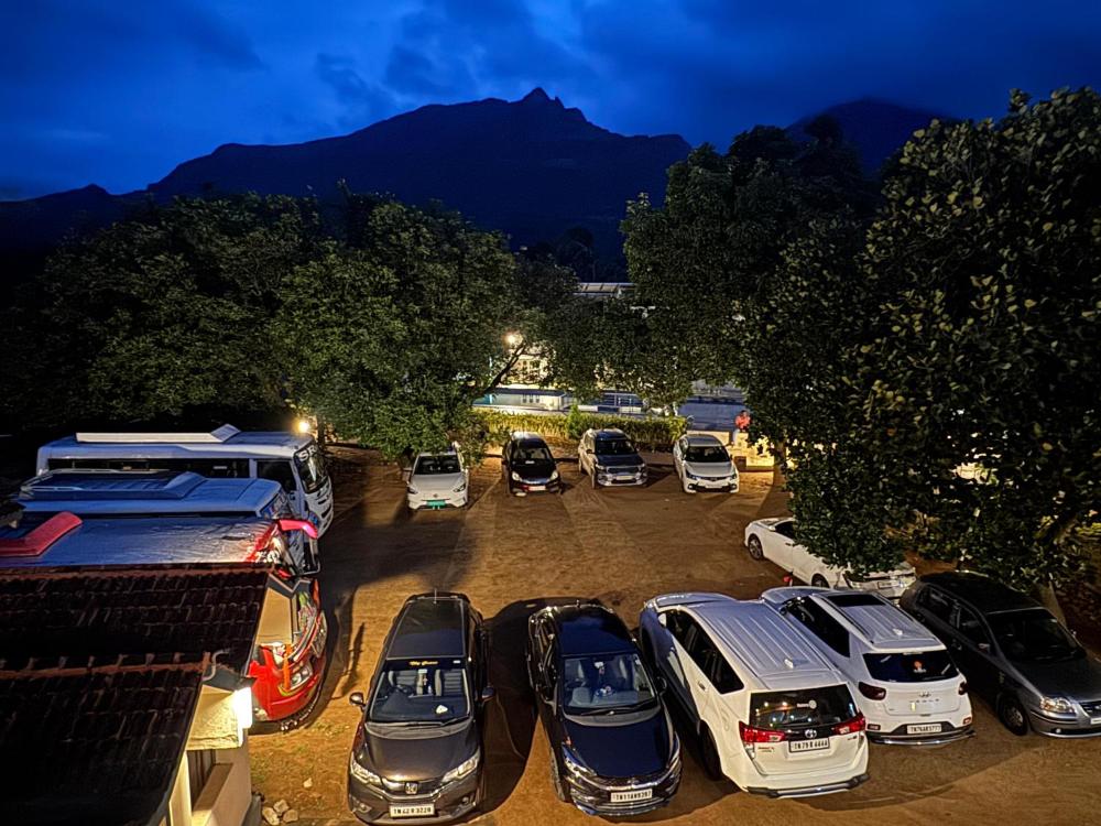 SRISHTY GARDEN RESORTS