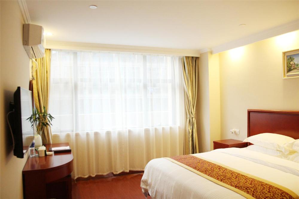 Foto - GreenTree Inn Jiangsu Zhenjiang Gaotie Wanda Square Express Hotel