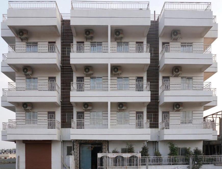 Hotel O Lakeview