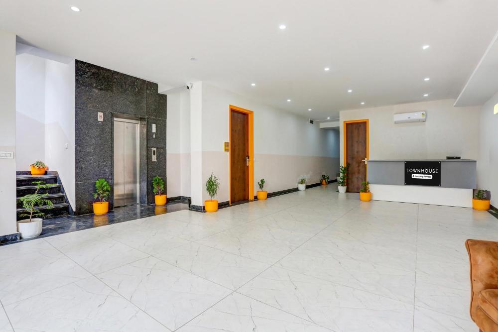 Super Townhouse Sector 69 Gurgaon