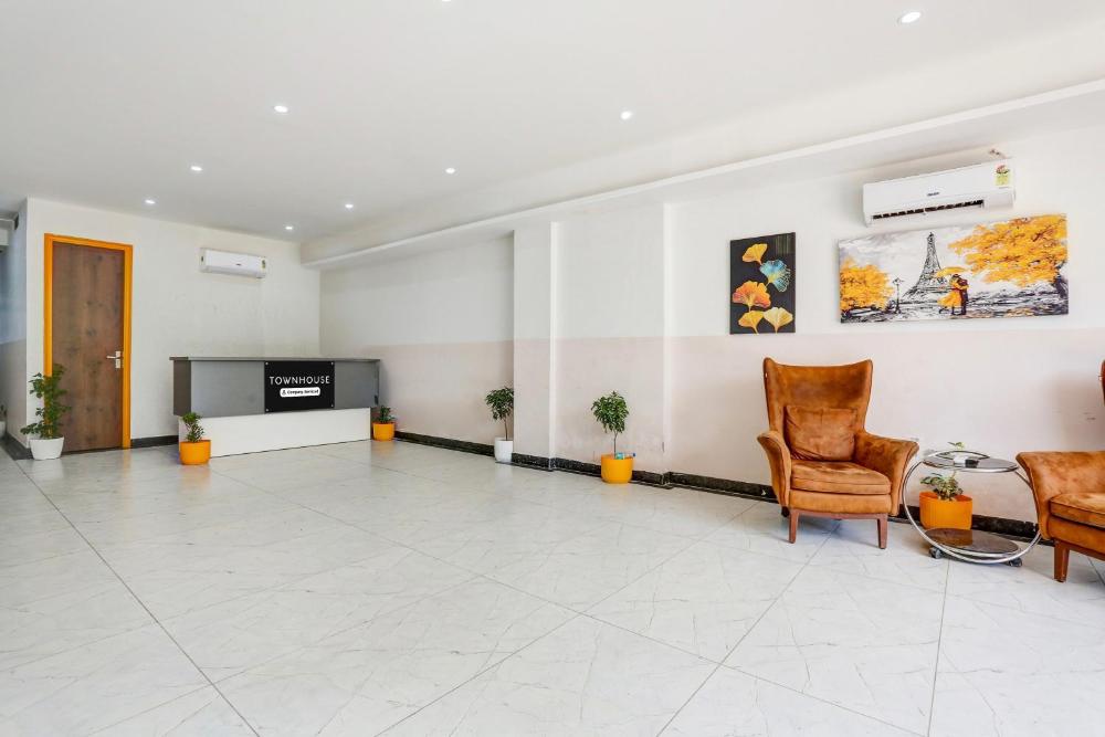 Super Townhouse Sector 69 Gurgaon