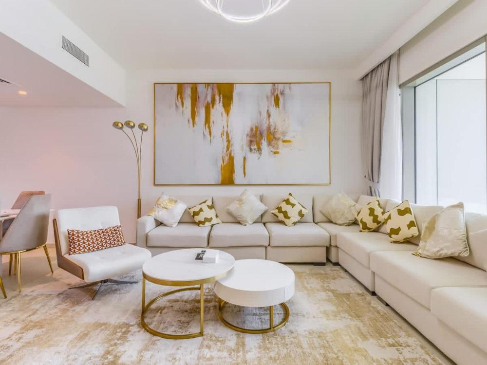 Luxe 2 BR w/ Burj Khalifa View & Dubai Mall Access