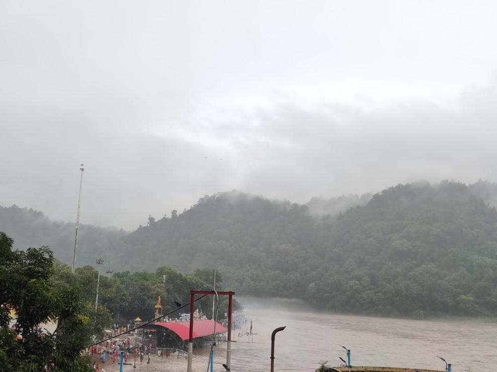 Meeram Ganga- A Boutique Stay By The Ganges!