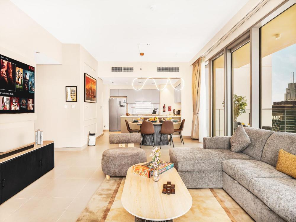 Panoramic Downtown & Fountain views from High Floors at Forte by Propigo