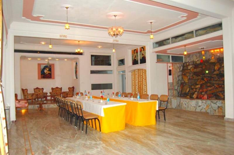 Mashoo Resorts