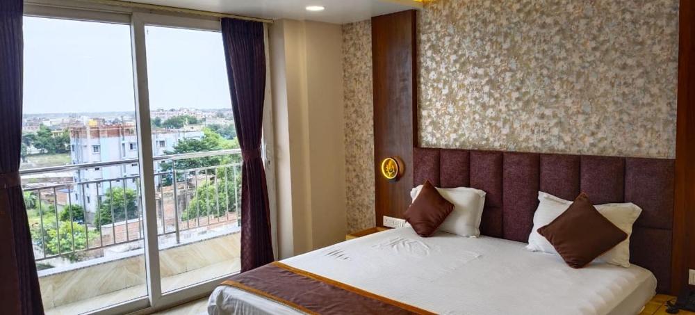 HOTEL IMPERIAL INN