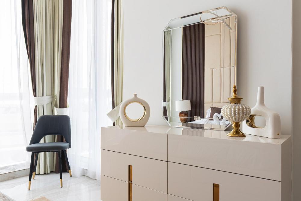 Luxury 3Br Apts w Private Pools in Gemz by Danube