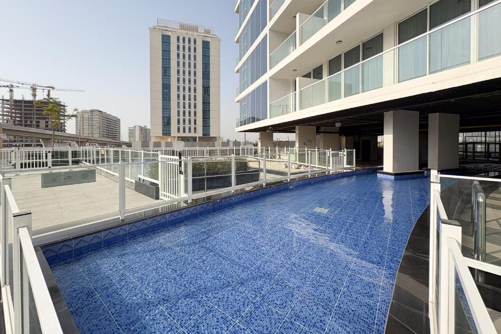 Luxury 3Br Apts w Private Pools in Gemz by Danube
