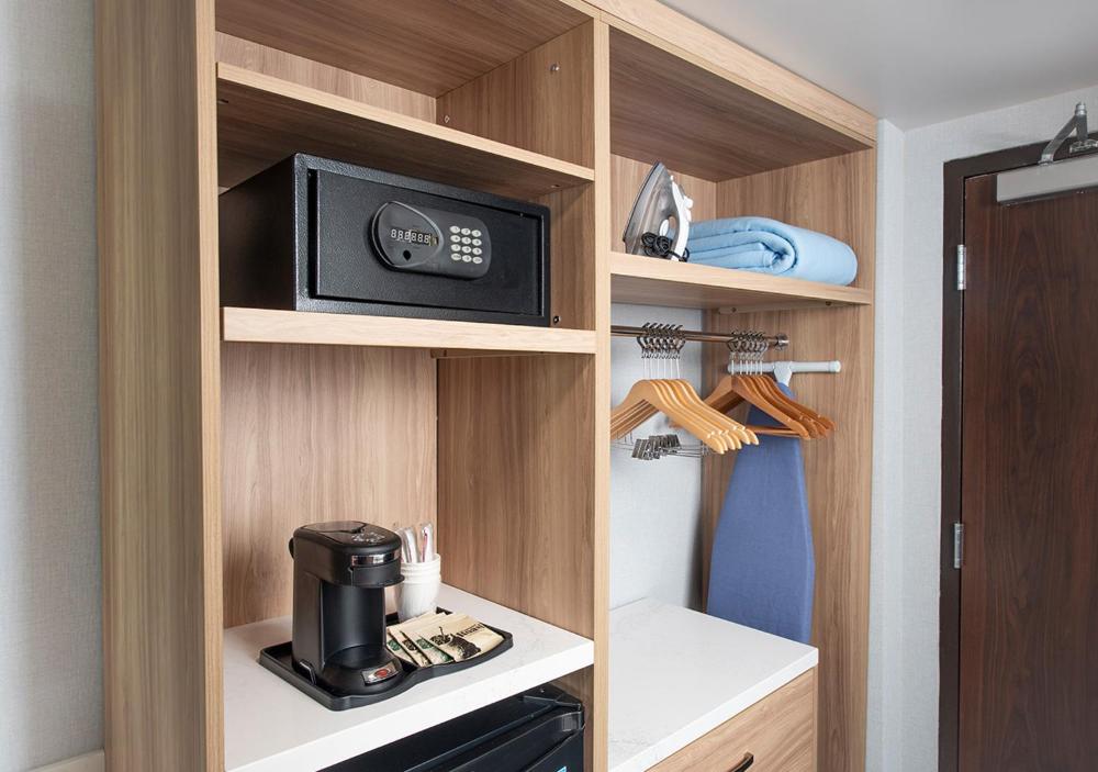 Room Image 5