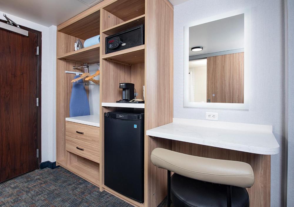 Room Image 4