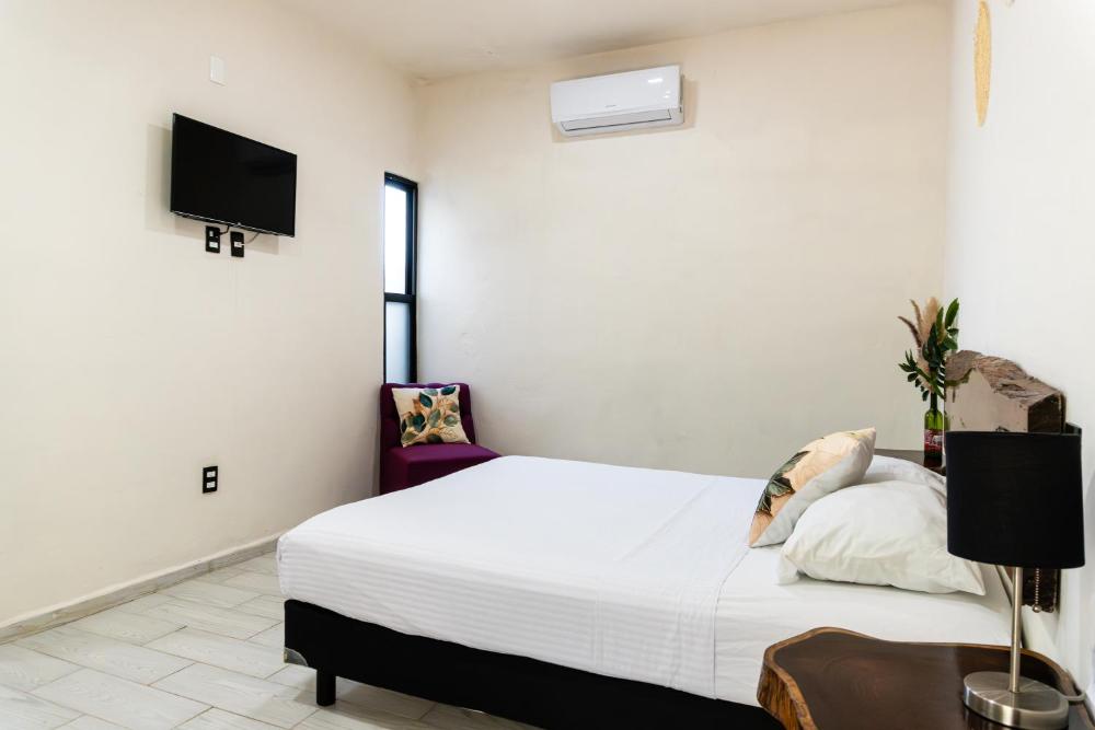Room image 3