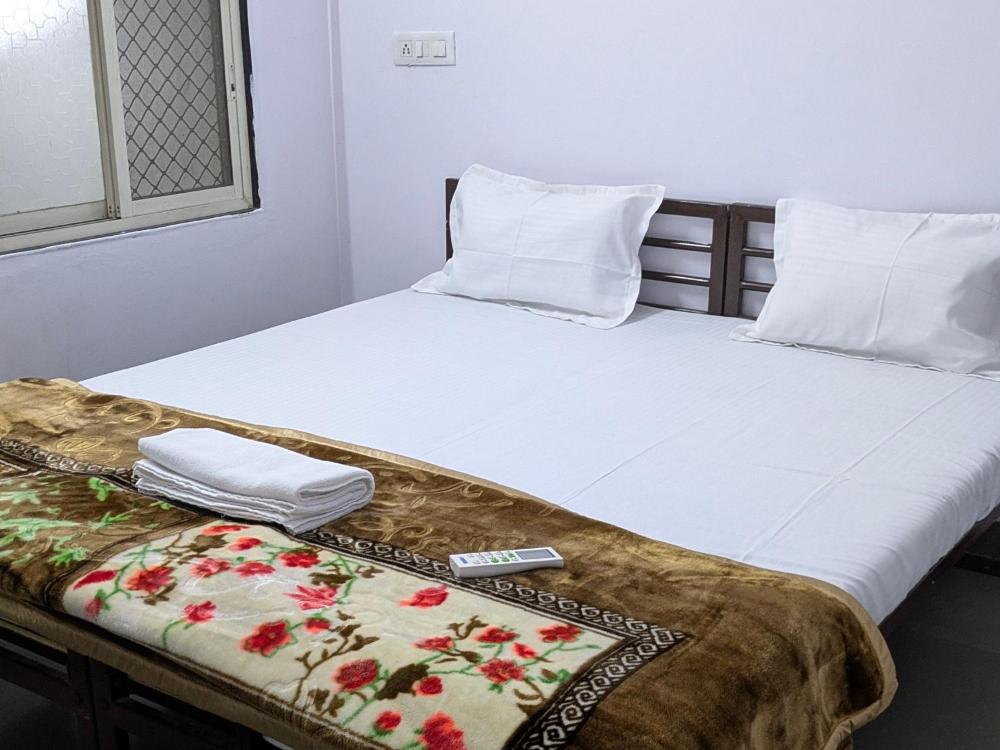 Nandini paying guest house