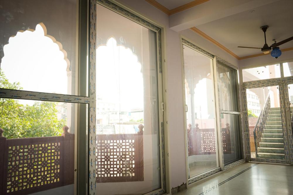 Hotel Karni Niwas