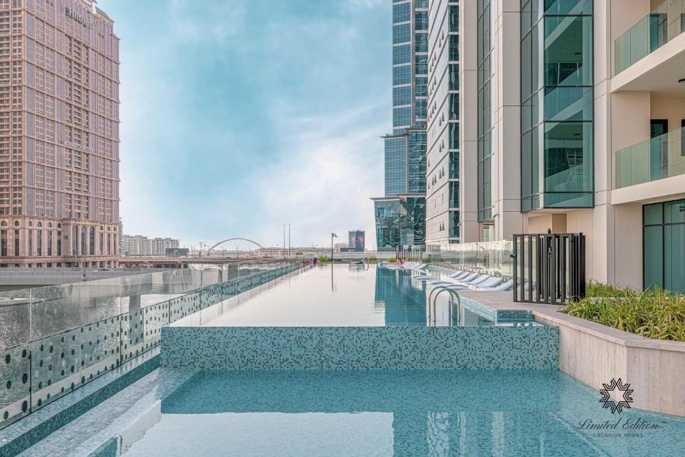 Luxury Apartments - Urban Oasis by Missoni - Business Bay - Canal View - 10 Minutes from Dubai Mall 