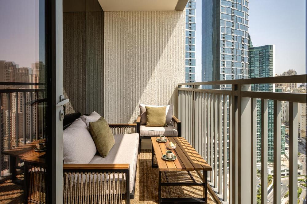 Seraya Residences at 52-42 EMAAR